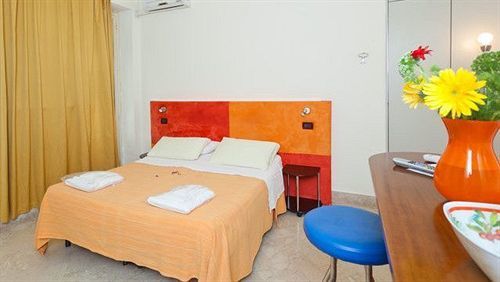 Hotel Rainbow Palermo Exterior foto
